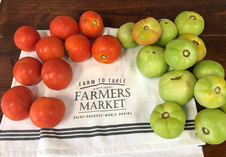 Red and Green Tomatoes at the Crop Shop | Bowling Green, KY